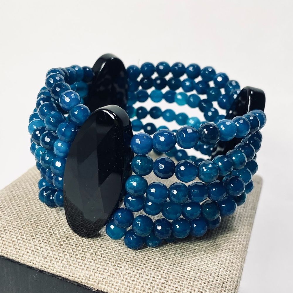 Wide Glass Beaded Royal Blue and Black Beaded Stretch Bracelet